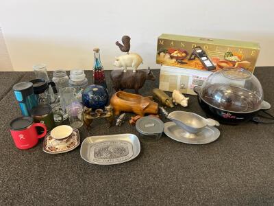 West Bend Stir Crazy Popcorn Popper, Mandoline Slicer, Metal Chile Grill & Drinkware Lot