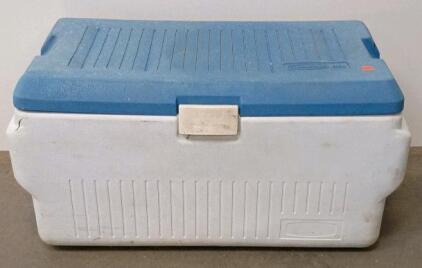 Rubbermaid 80 Qt Large Cooler, Blue/White, Hinged Lid, Handles, Drain Plug, 36"x18"x17"