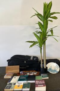 Home decor and travel lot