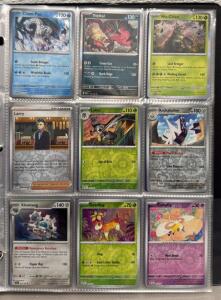 Huge Binder Of 160+ Pok&eacute;mon Cards W/ Tons Of Holos And Rares