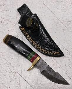 (1) Fixed Blade Damascus Steel Utility Knife With Resin Handle And Sheath