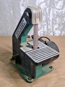 (1)Central Machinery 1" x 30" Belt Sander