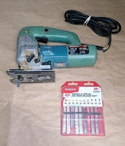 (1) Vintage Bosch 1581 VS Jig Saw & (1) Mostly Full Diablo Blade Assortment