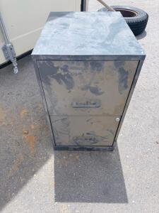 2-Drawer Vertical Metal Filing Cabinet, Gray, Lockable, 28"x15"x22"