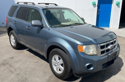 2010 Ford Escape - Tow Package - Good Condition!