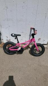 Trek Precaliber 12 Children's Bicycle, Flamingo Pink, 12" Wheels, Single Speed