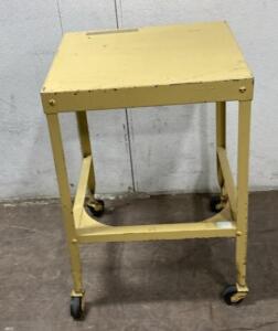 Industrial Metal Utility Cart with Swivel Casters, 25" x 16" x 18&rdquo;, 500 lb Capacity