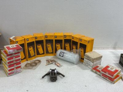 (1)Valve puller,(9) Cat filters 1r-0658,