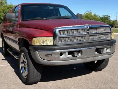 1998 DODGE RAM - 4x4! 130K MILES!