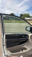 2014 CHRYSLER TOWN & COUNTRY - BACKUP CAMERA! - 9