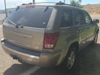 2005 JEEP GRAND CHEROKEE - LEATHER SEATS! - 5