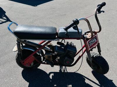 Western Flyer Trail Flite SS400 Mini Bike, 4 HP Briggs & Stratton Engine, DEERCO Torque Converter (Unable To Test Please Inspect In Person)