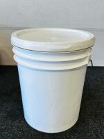 Ropak 5 Gallon Food Storage Bucket with Hard Red Wheat 2009, EZ Cover Lid, White