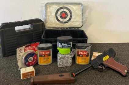 Daisy Powerline .177 Cal Air Pistol Kit w/ Case, Target, BBs & Pellets, Spring-Piston
