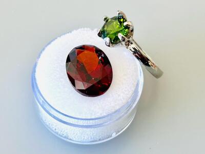 Sterling Silver Ring (Size 7) with Green Round Gemstone & Deep Red Oval Garnet (Lot, No Serial)
