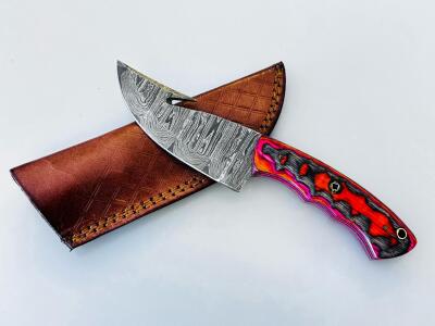 Custom Damascus Steel Gut Hook Hunting Knife, 4" Blade, Multicolor Handle, Leather Sheath