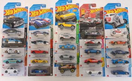 (25) Hot Wheels Diecast Cars Multi-Pack: '69 COPO Corvette, '67 Ford GT40 Mk.IV, Corvette C7 Z06 Convertible, Corvette C6, '91 Mazda MX-5 Miata