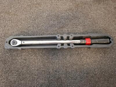 Craftsman Click-Type Torque Wrench, 3/8" Or 1/2" Drive, 10&ndash;150 Ft-lbs Range, With Case