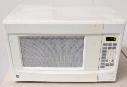 GE Countertop Microwave Oven, Approx. 1.6 Cu Ft, 1,100W, White, Digital Controls