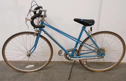 Vintage Step-Through Road Bicycle, Steel Frame, 10-Speed, Blue