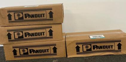 Panduit Horizontal Cable Manager, Black, Finger Ducts, Original Packaging