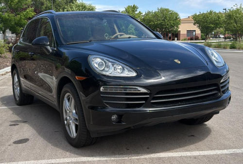 2011 PORSCHE CAYENNE - 61K MILES!