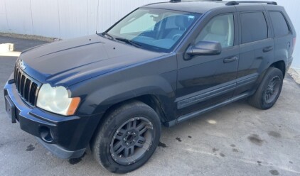 2005 Jeep Grand Cherokee - Clean!