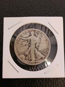 1943 Walking Liberty Half Dollar, 90% Silver, Philadelphia Mint, Circulated, 30.6mm Diameter