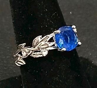 Costume Oval Blue Ring, Leaf Design, Accent Diamonds, Prong Setting