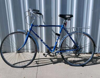 Vintage 1970s&ndash;1980s Steel Road Bicycle, 10-Speed, Blue with Chrome Fenders