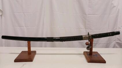 Traditional Japanese Katana Sword &ndash; 28" Blade, Sharpened, Lacquered Saya, With Display Stand