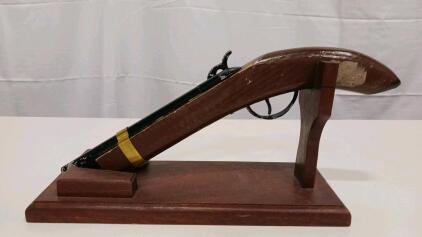 Decorative 18th/19th Century Flintlock Pistol Replica