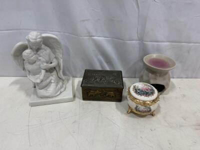 Vintage Brass Elephant Motif Trinket Jewelry Box, Hinged Lid, 4.5"x3"x2.5", India, Unlined