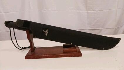 Gerber Gator Sawback Machete 18" Blade, Nylon Sheath Black Handle