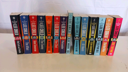 Lee Child Jack Reacher Thriller Paperback Book Lot - 14 Novels English - Bonus Material