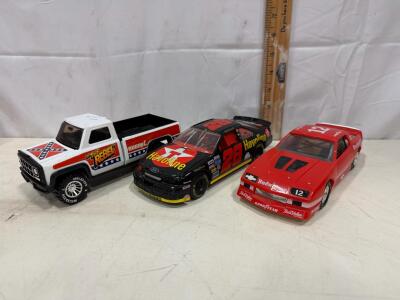 Buddy L 'The Rebel' Pickup, #28 Texaco Dale Jarrett NASCAR, #12 Budweiser Camaro IROC-Z, 1:24 Scale