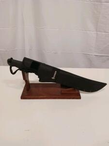 Gerber Gator Machete with 18" Blade, Sawback Spine, and Sheath