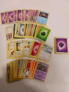 Lot of Pokemon Cards 90+