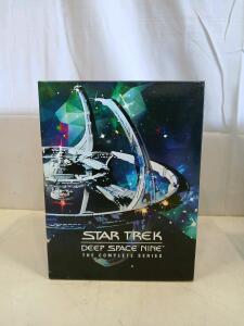 Star Trek: Deep Space Nine &ndash; The Complete Series DVD Box Set, 48 Discs, 7 Seasons, 176 Episodes
