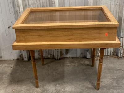 Medium Wooden Glass Top Display Case Table, 27x22x17&rdquo;", Hinged Lid, Turned Legs ( Trailer 1 )