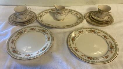 Noritake Ivory China Homage 7236 Japan 15-Piece Dinnerware Set, Floral Gold Trim, 1974-1985