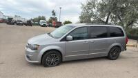 BANK REPO - 2017 DODGE GRAND CARAVAN - THIRD ROW SEATING - 2
