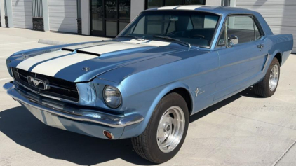 1965 FORD MUSTANG - 65K MILES!