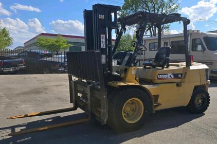 1999 CATERPILLAR DPL40 FORKLIFT, 8,450lbs Capacity