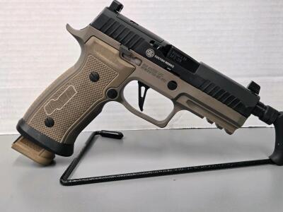 Sig Sauer P-320 Custom Works 9mm Pistol - Serial: 58H335496