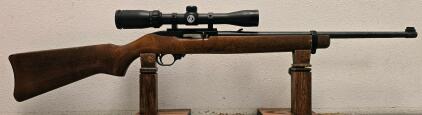 Ruger 10/22 Carbine .22 LR Rimfire Rifle, 18.5" Barrel, Hardwood Stock, Scope, SN 124-38846