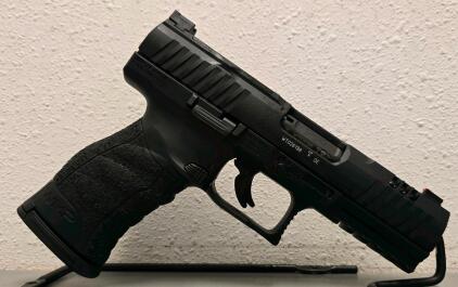 Walther WMP .22 WMR 4.5" Barrel Semi-Auto Pistol, Black, Ambi, Fiber Optic Sights, SN WT026198