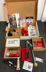 Lee Anniversary Reloading Kit With Challenger Press, Scale, Powder Measure, 11 Shellholders, Manuals