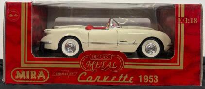 MIRA 1:18 Die-Cast 1953 Chevrolet Corvette, White/Red, Golden Line, Ref 6153, Made In Spain