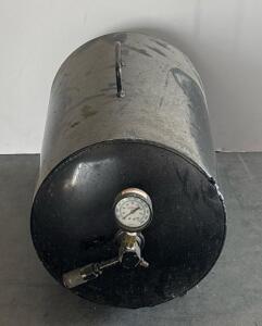 10-Gallon Portable Steel Air Tank, 125 PSI Max, Black